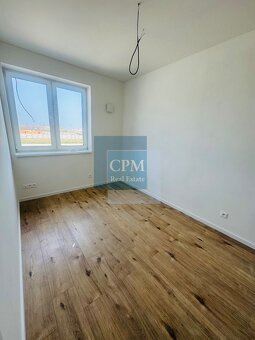 Ponúkame na predaj 4-izbové dvojdomy s pozemkom a parkovaním - 6