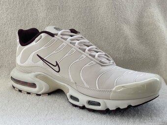 Nike Air Max Plus Premium - 6