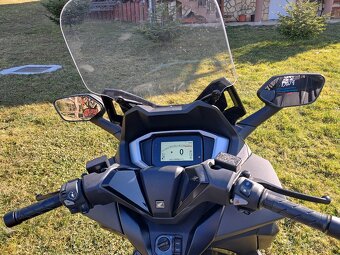 Honda Forza 125 rv 2025 - 6