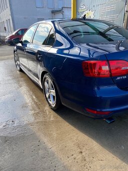 volkswagen jetta 1.2 tsi 77kw Limited Edition - 6