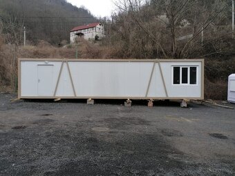 Obytný kontajner o rozměru 4 x 12 m - 6