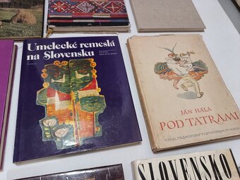 Knihy o krojoch, ľudovom odeve, výšivkách - 6