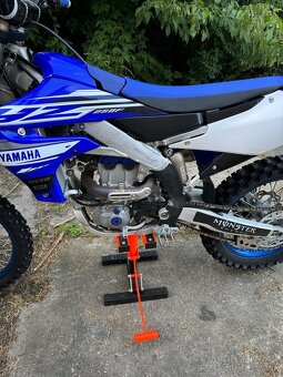 Yamaha yzf 250 - 6