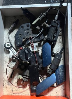 Vsetko komplet za 100e Audi A6 C6 - 6