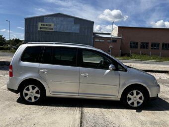 Predám Volkswagen Touran 1.9 TDI 77kw M6 7 miestny 2006 - 6