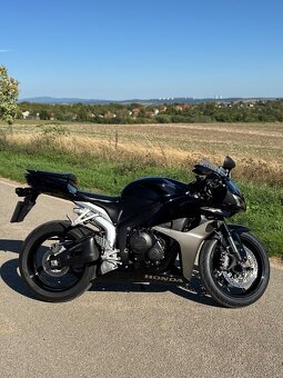 Honda CBR 600 RR (2007) Facelift - 6