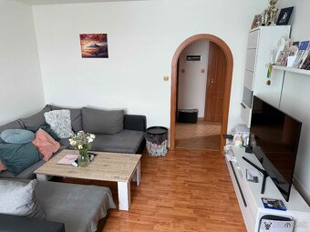 Na predaj: 3-izbový byt - 6