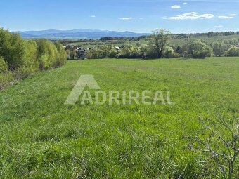PREDAJ: Investičná príležitosť pozemok; Nová Lesná; 2057 m2 - 6