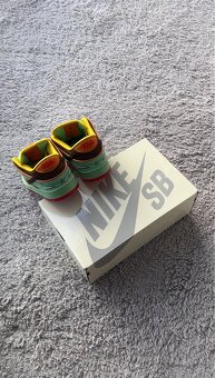 Nike SB Dunk Low Rodeo Turmaline - 6