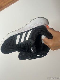 Tenisky Adidas cierne - 6