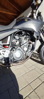 Yamaha - 6