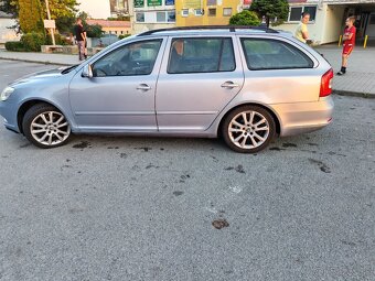 Rozpredám Octaviu 2 fl - 6