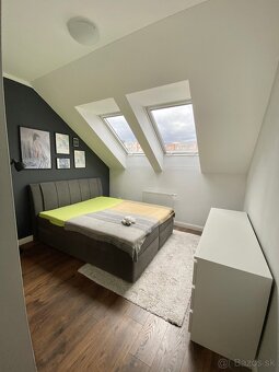 3 i tehlový veľkom. byt, dvorom, 2 park.miesta - 6