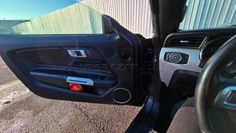 Ford Mustang 5.0 - 6