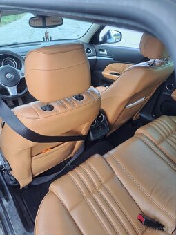 Alfa romeo 159 - 6