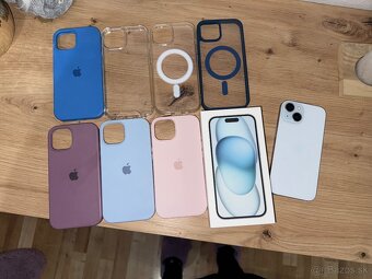 Apple Iphone 15 128GB Modrý - 6