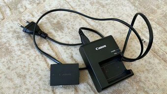 Canon EOS 2000D - 6