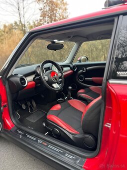 Mini Cooper ONE R56 1.4i Trigger Edition - 6