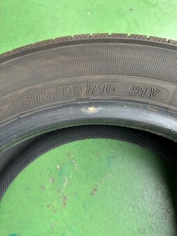 205/55 R16 91 V YOKOHAMA BLUEARTH GT AE51 - 6