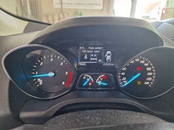 Ford Kuga , 4x4, diesel , 2016 - 6