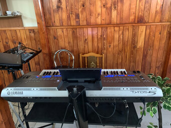 Yamaha Tyros 5 - 6