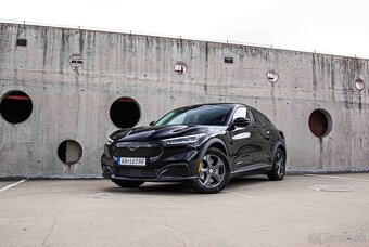 Ford Mustang Mach-E / ODPOČET - 6