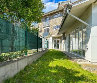 Obchodné priestory v centre mesta Žarnovica (ul. Dolná) - 6