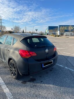 OPEL ASTRA J - 6