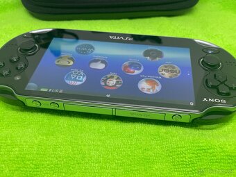 PS VITA PCH-1004 - OLED verzia 1. - 6