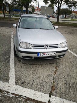 VOLKSWAGEN Golf 4 1,6 - 6