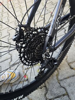E-bike Crussis one largo 9.9 ako novy + záruka, dojazd 170km - 6