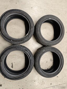 Dunlop 215/45R16 - 6