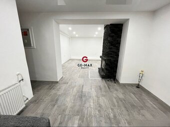 NA PREDAJ: kompletne moderný zrekonštruovaný rodinný dom v - 6