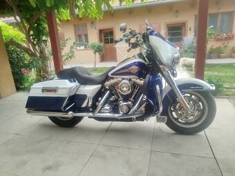 Harley Davidson FLHTCUI - 6