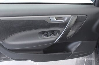 Volvo V70 2,5 T + LPG 154 kW AWD - 6