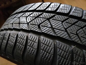 pirelli winter sottozero 3 225 40R19 - 6