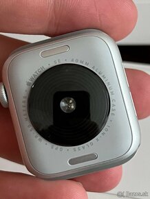 Apple Watch SE 2 40mm Nepoužívané 100% batéria Silver - 6