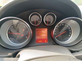 Opel Insignia 2.0 CDTI, r.v. 2011, 118kw - 6