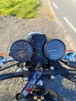 Suzuki GS450t - 6