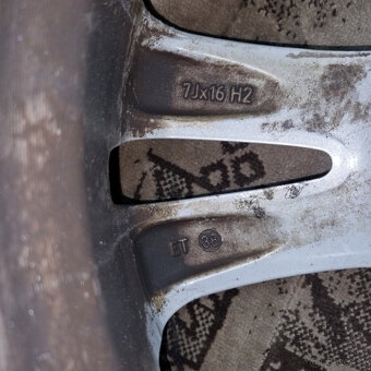 Hliníkové disky 5x112 R16 7J ET38 - 6