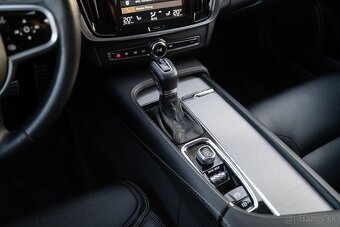 2017 Volvo V90 D5 4x4 Inscription | 166 tisíc km - 6