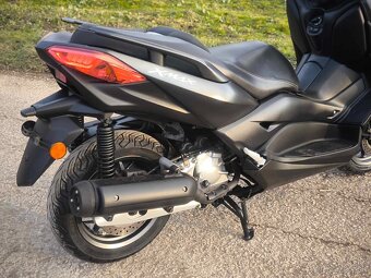 Yamaha x-max 125cm r.v 2019 - 6