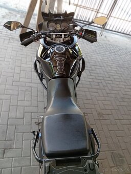 Suzuki DL 650 V strom - 6