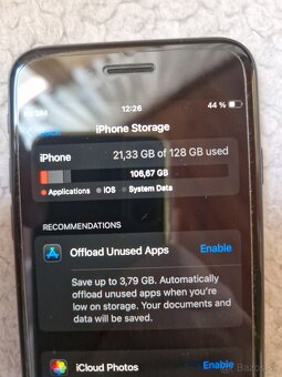 iPhone SE (2020) 128GB - 6