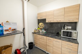 REZERVOVANÉ NA PRENÁJOM – Viacúčelové priestory (300m2) s dv - 6