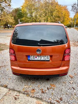 Volkswagen Touran 1.9 TDi, 2009, 7 miestny - 6