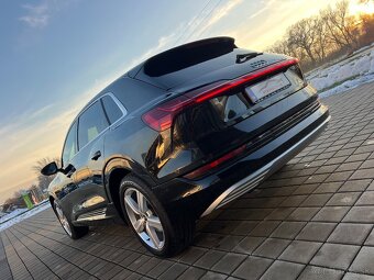 Audi E-tron 50 Quattro S-LINE 33TIS KM - 6