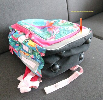 Predám veľmi ľahkú 880g školskú tašku TOPGAL - 6