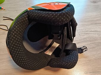 detske lyziarky, prilba a okuliare - 6