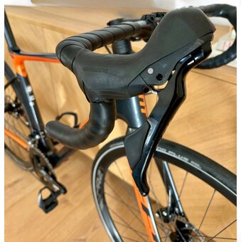 Giant Defy Advanced 2, M - 6